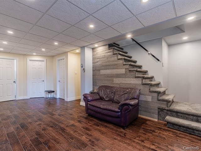 









257

 - 261


Rue Veillette

,
Contrecoeur,




QC
J0L1C0

