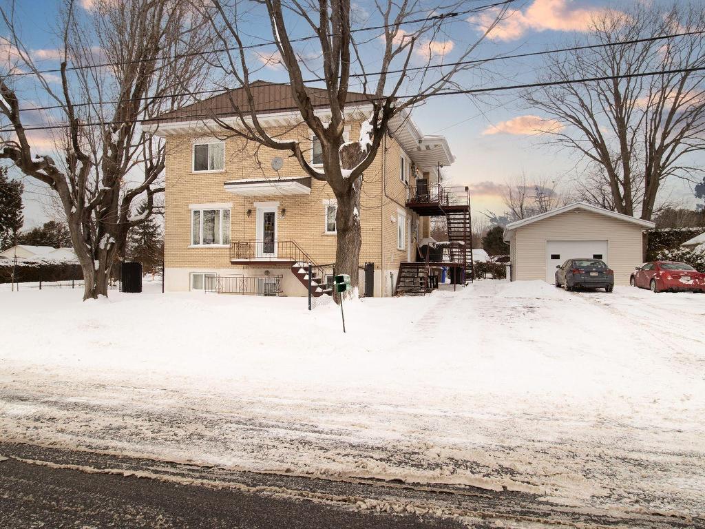 









257

 - 261


Rue Veillette

,
Contrecoeur,




QC
J0L1C0

