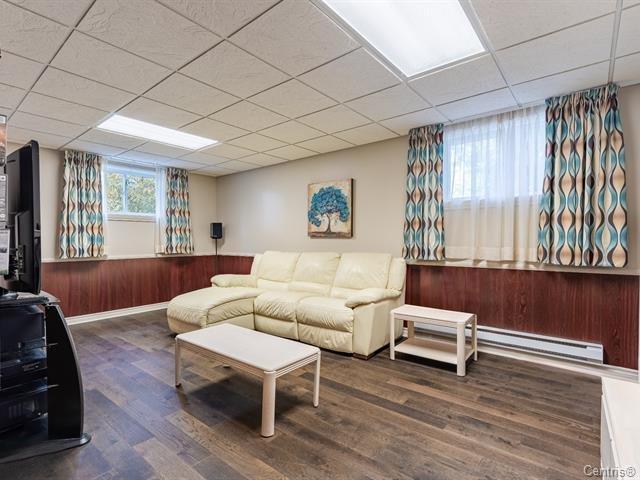 









257

 - 261


Rue Veillette

,
Contrecoeur,




QC
J0L1C0

