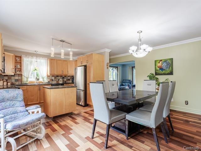 









257

 - 261


Rue Veillette

,
Contrecoeur,




QC
J0L1C0

