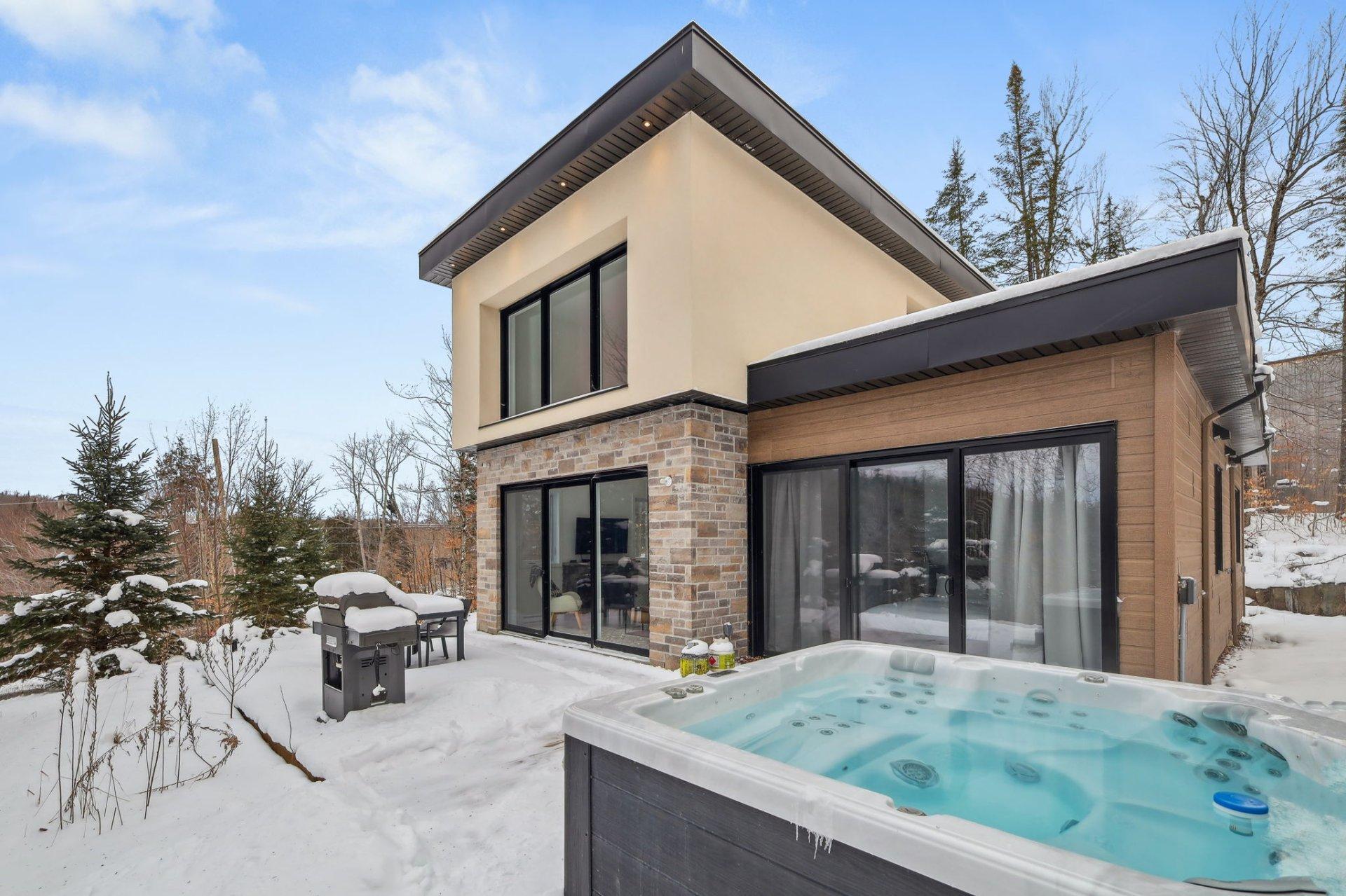 









220


Rue de l'Everest

,
La Conception,




QC
J0T1M0

