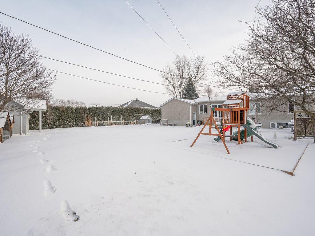 









288


17e Avenue

,
Saint-Jean-sur-Richelieu,




QC
J2X5J1

