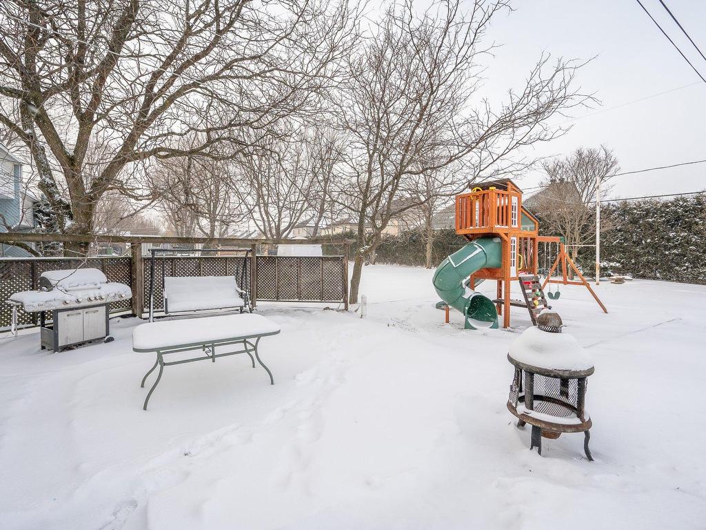 









288


17e Avenue

,
Saint-Jean-sur-Richelieu,




QC
J2X5J1

