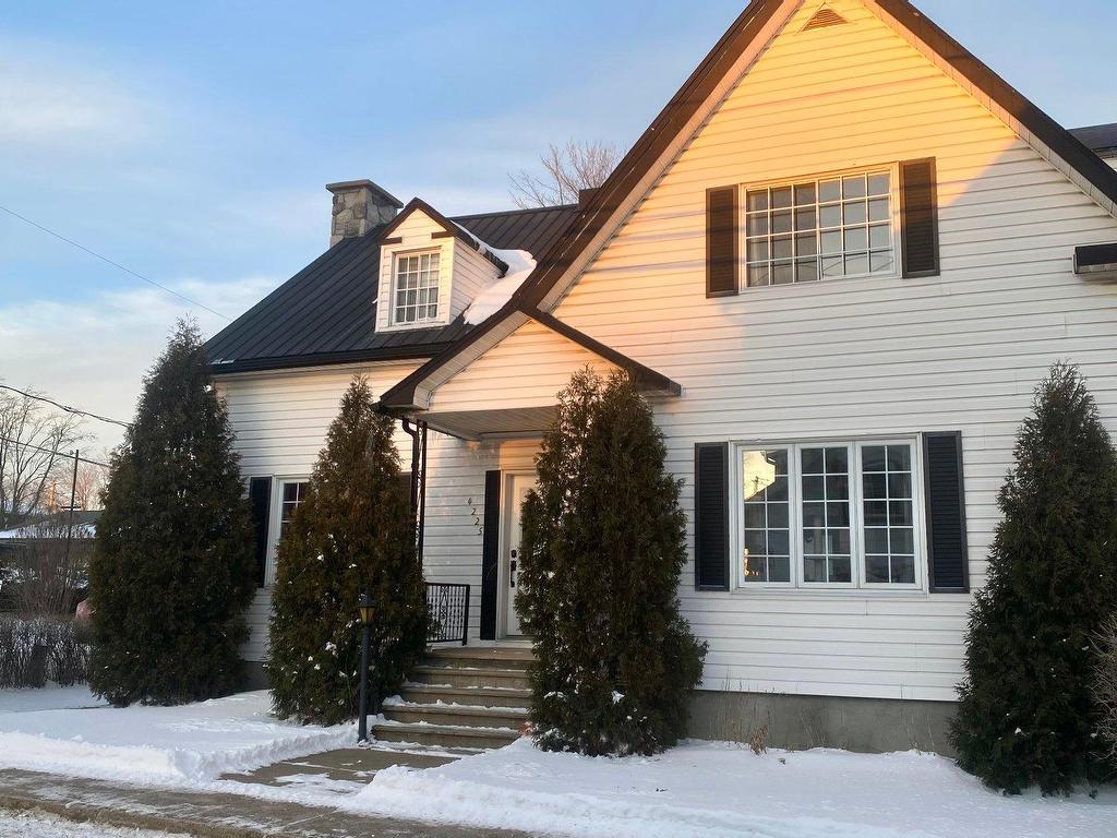 









4225


Av. Hébert

,
Bécancour,




QC
G9H2B2


