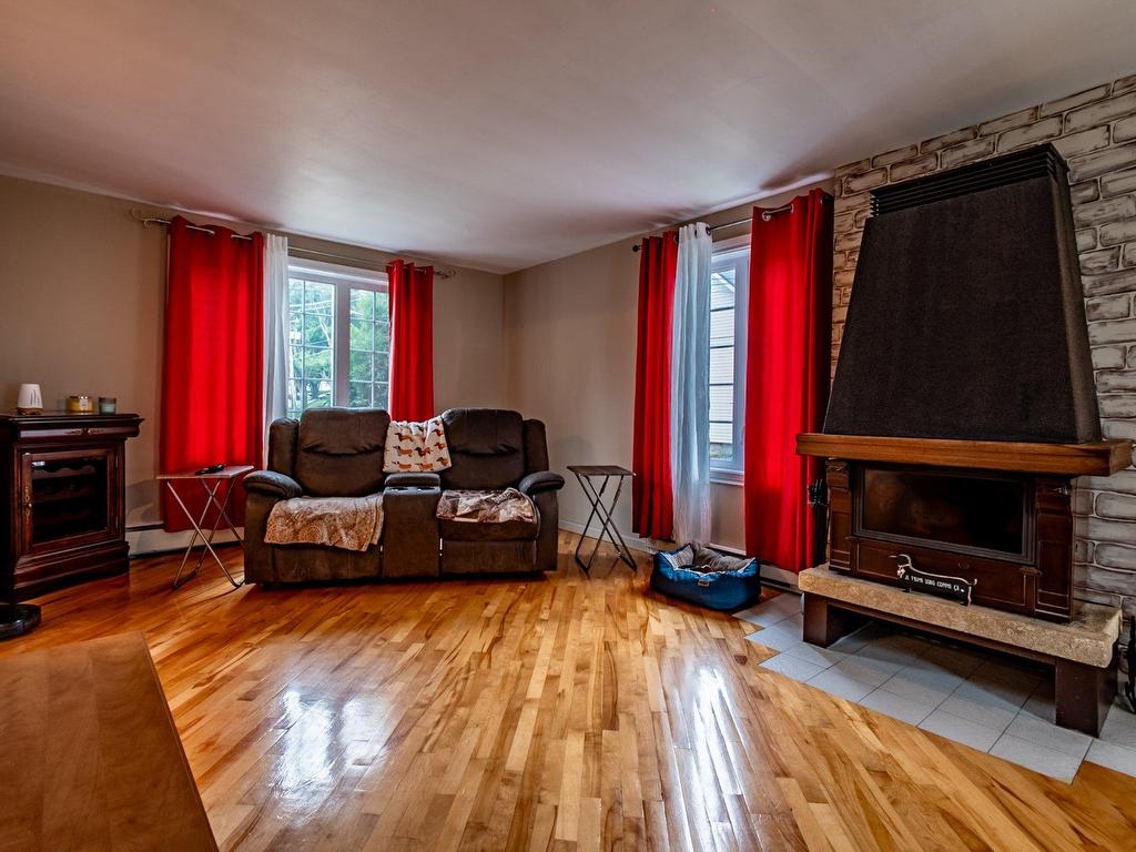 









4225


Av. Hébert

,
Bécancour,




QC
G9H2B2

