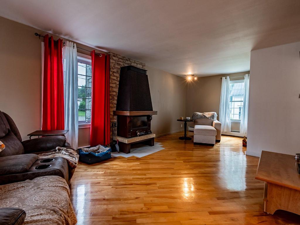 









4225


Av. Hébert

,
Bécancour,




QC
G9H2B2

