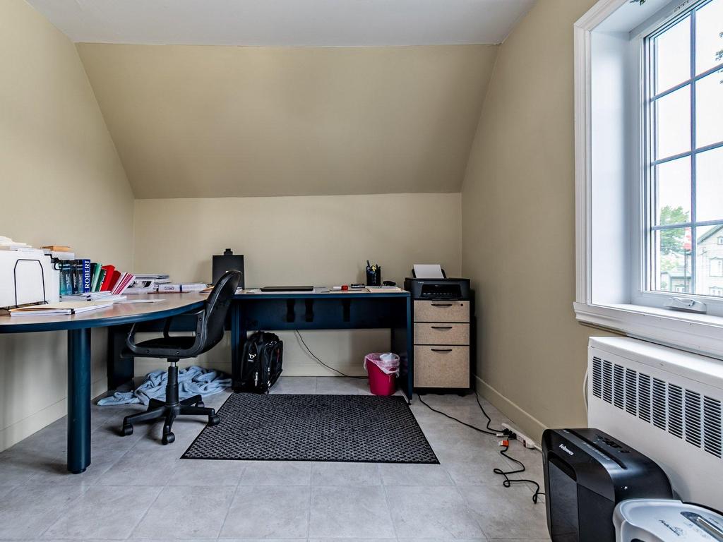 









4225


Av. Hébert

,
Bécancour,




QC
G9H2B2

