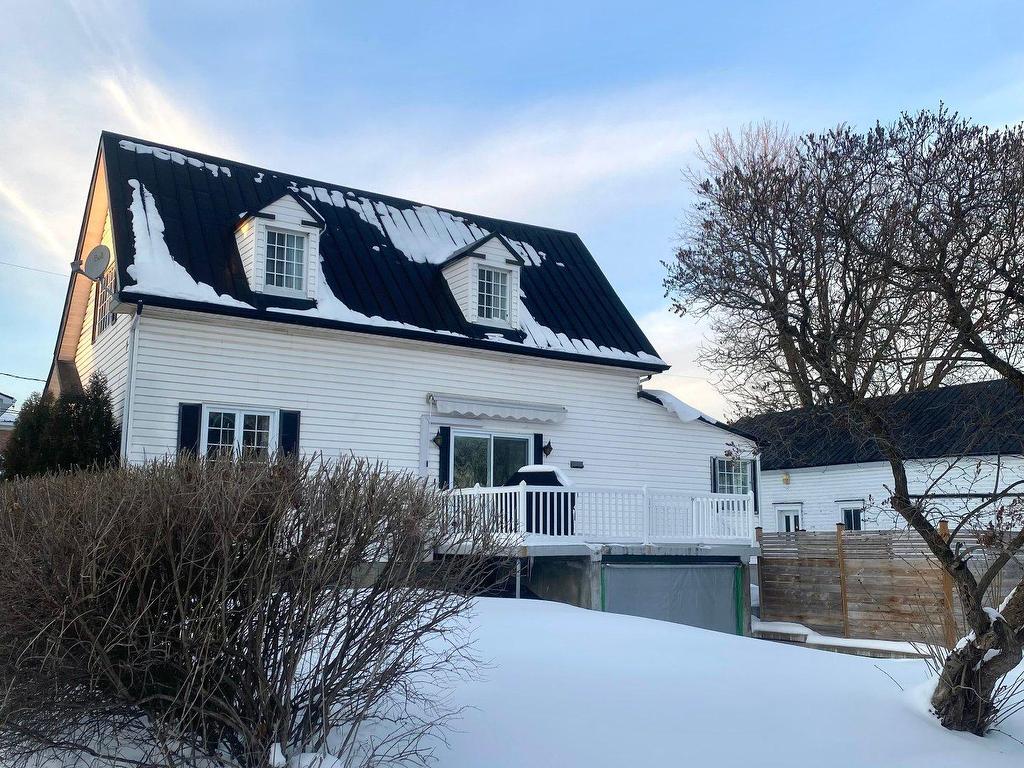 









4225


Av. Hébert

,
Bécancour,




QC
G9H2B2

