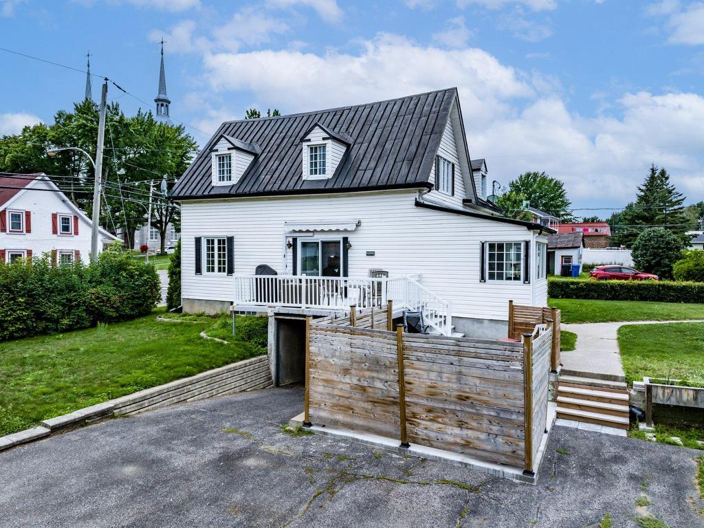 









4225


Av. Hébert

,
Bécancour,




QC
G9H2B2

