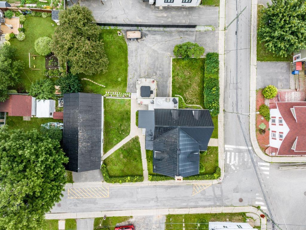









4225


Av. Hébert

,
Bécancour,




QC
G9H2B2

