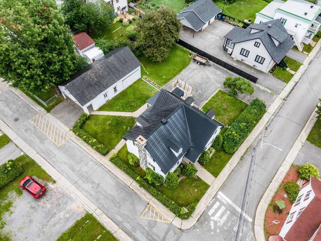 









4225


Av. Hébert

,
Bécancour,




QC
G9H2B2


