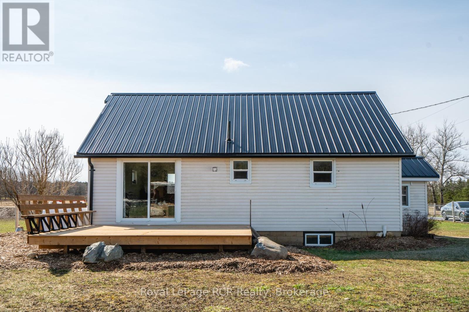












382367 CONCESSION 4 NDR

,
West Grey,







Ontario
N4N3B9

