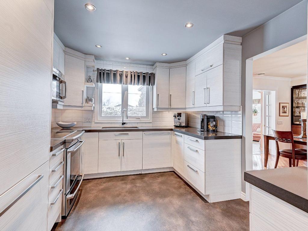 









496


Rue Fortin

,
Napierville,




QC
J0L1L0

