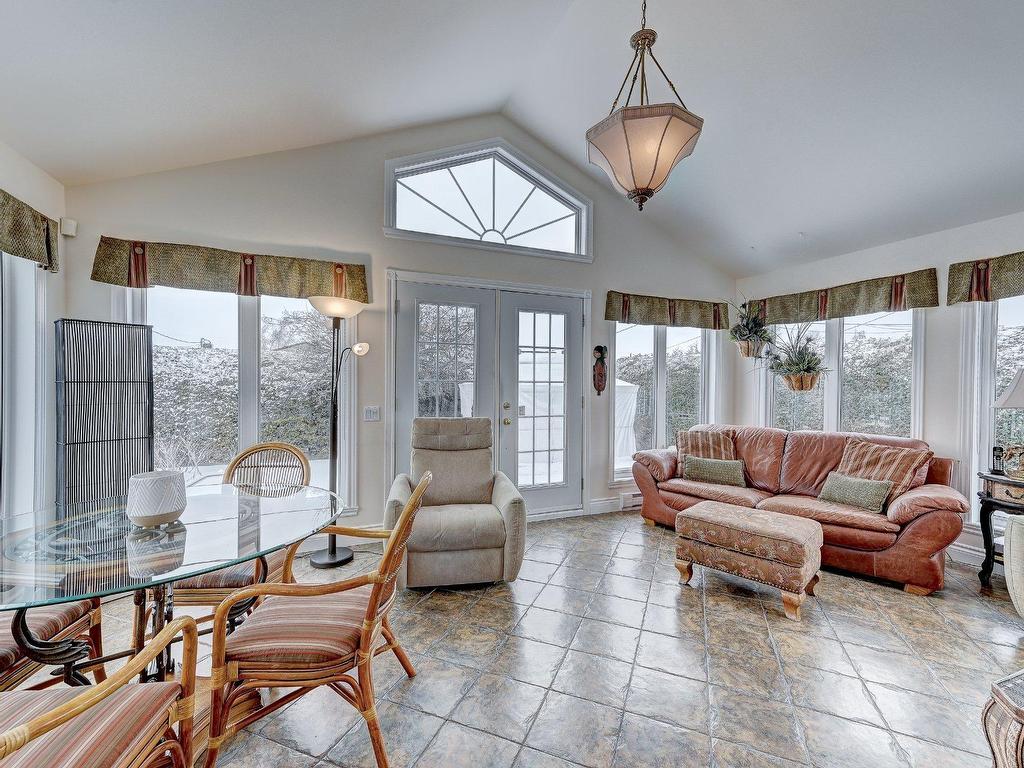 









496


Rue Fortin

,
Napierville,




QC
J0L1L0

