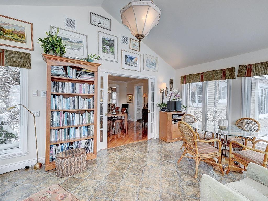 









496


Rue Fortin

,
Napierville,




QC
J0L1L0


