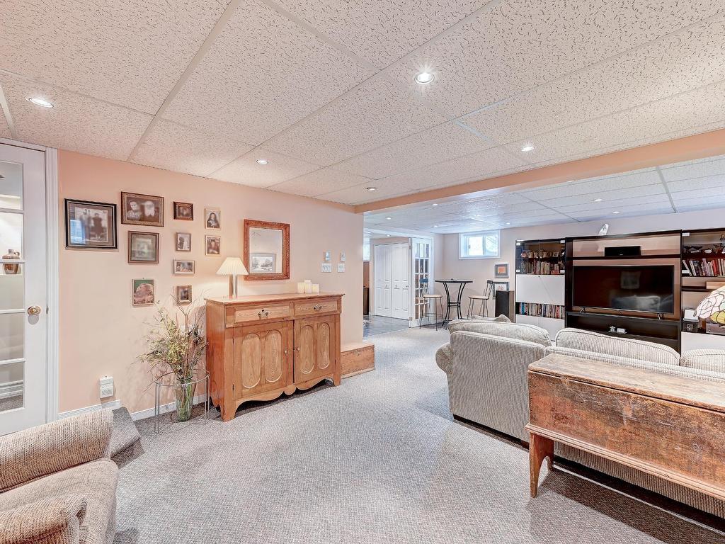 









496


Rue Fortin

,
Napierville,




QC
J0L1L0


