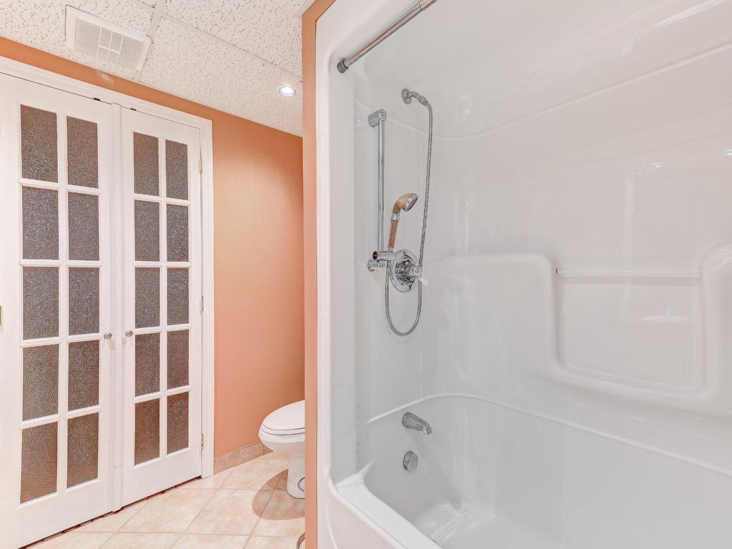 









496


Rue Fortin

,
Napierville,




QC
J0L1L0


