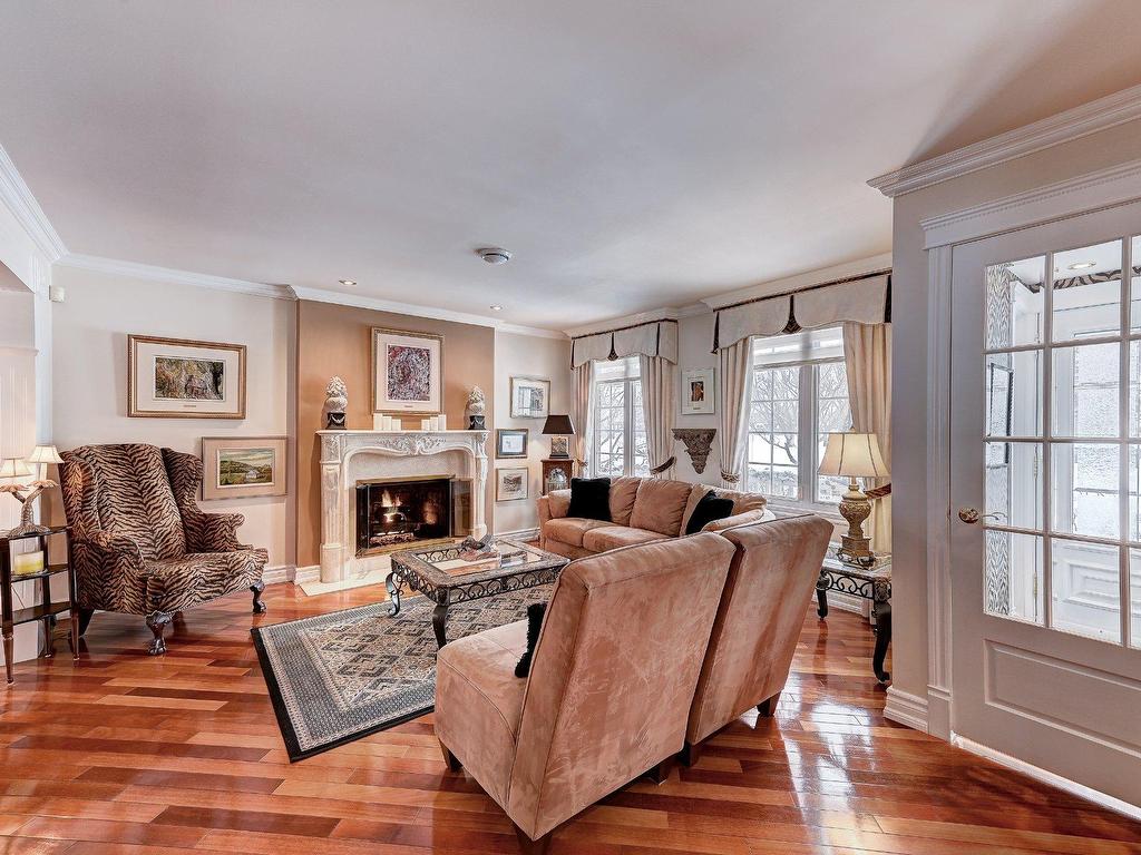 









496


Rue Fortin

,
Napierville,




QC
J0L1L0

