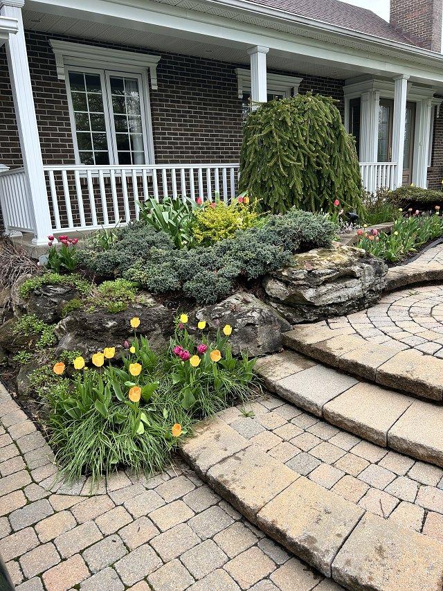 









496


Rue Fortin

,
Napierville,




QC
J0L1L0

