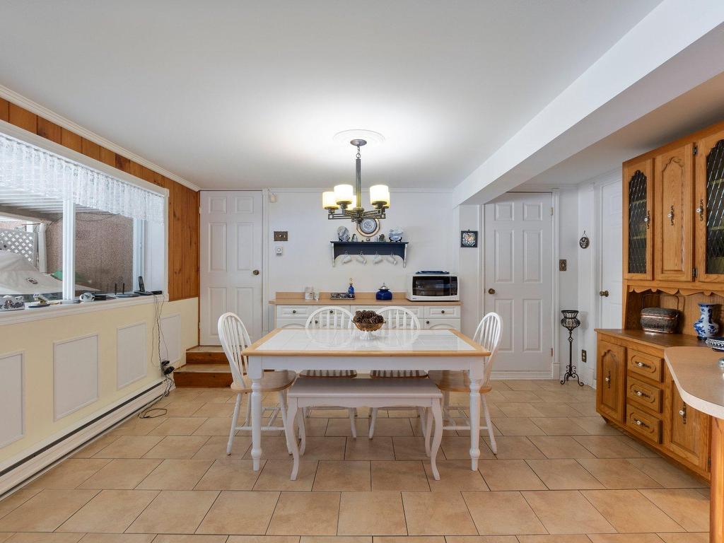 









400


Ch. des Îles

,
Entrelacs,




QC
J0T2E0

