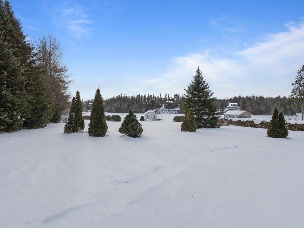 









400


Ch. des Îles

,
Entrelacs,




QC
J0T2E0

