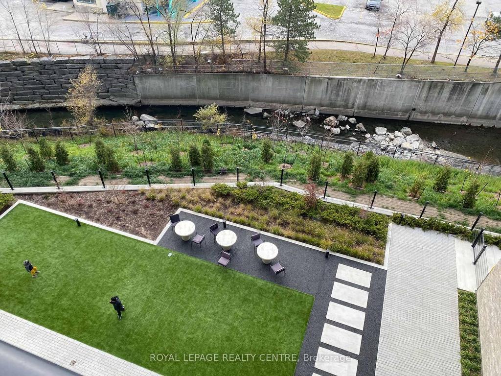 









86


Dundas

Street East, 525,
Mississauga,




ON
L5A 0B1

