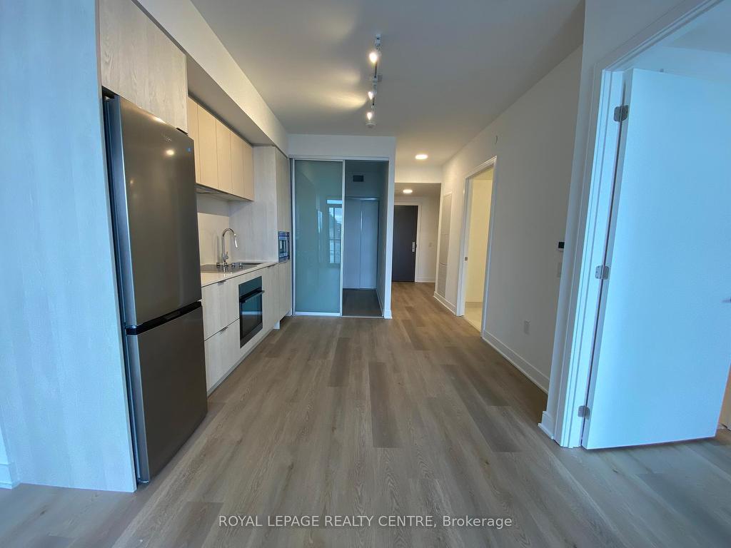 









86


Dundas

Street East, 525,
Mississauga,




ON
L5A 0B1

