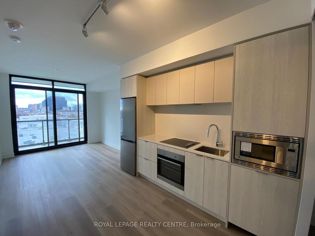 









86


Dundas

Street East, 525,
Mississauga,




ON
L5A 0B1

