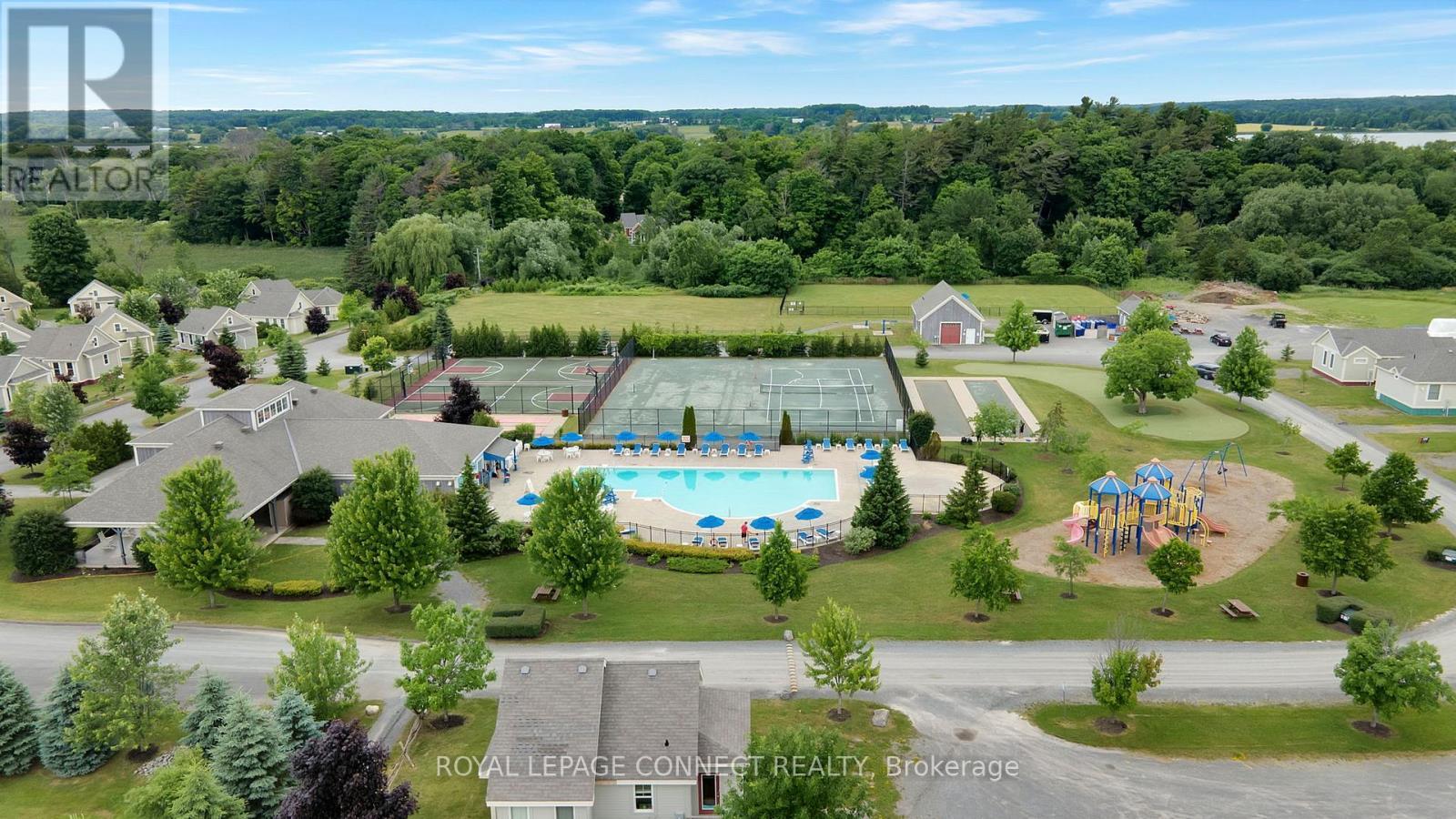 












95 - 63 BUTTERNUT LANE

,
Prince Edward County,







Ontario
K0K1P0

