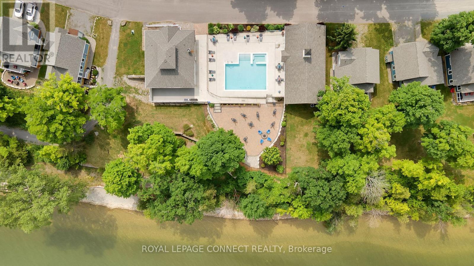 












95 - 63 BUTTERNUT LANE

,
Prince Edward County,







Ontario
K0K1P0

