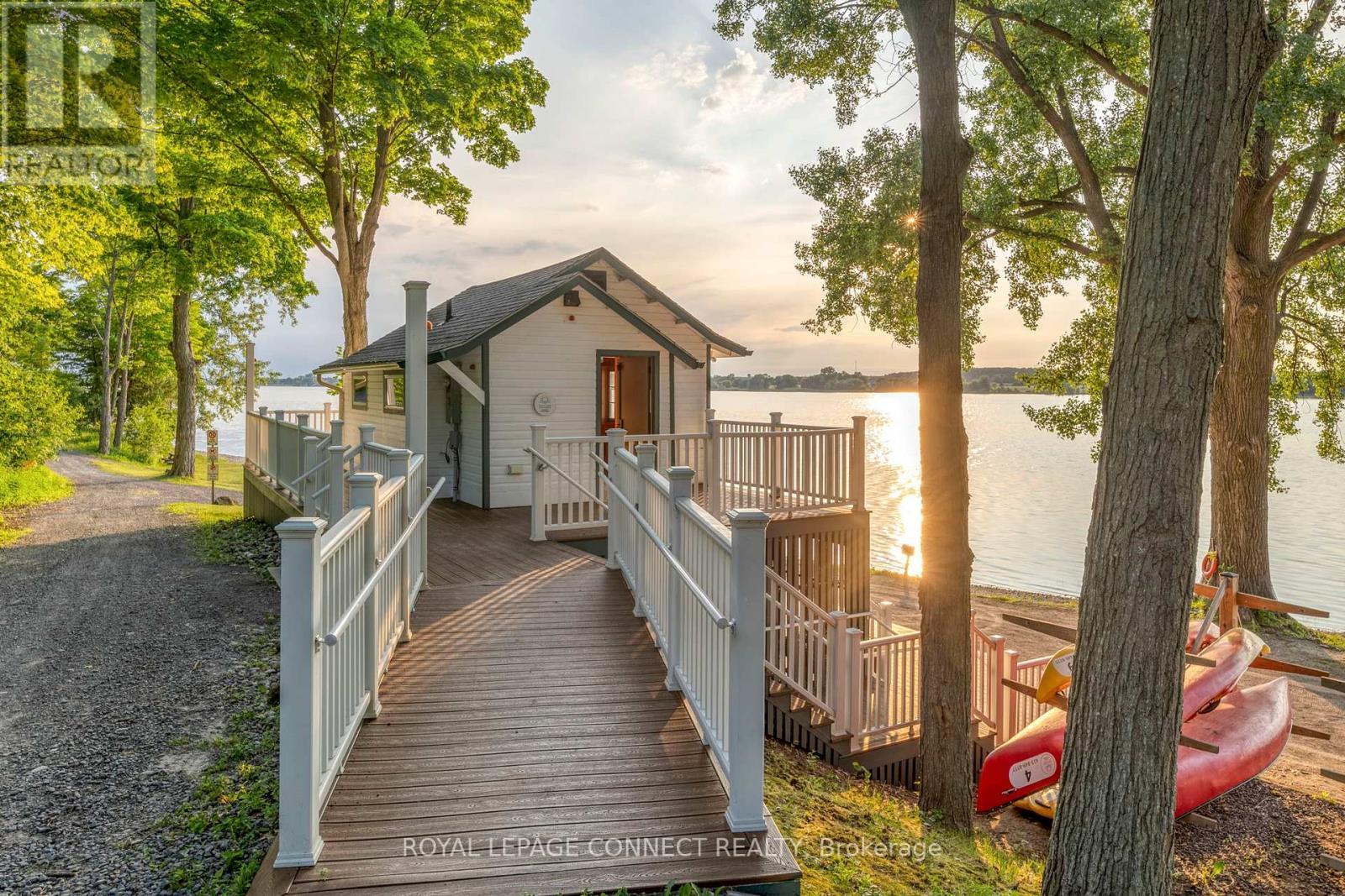












95 - 63 BUTTERNUT LANE

,
Prince Edward County,







Ontario
K0K1P0

