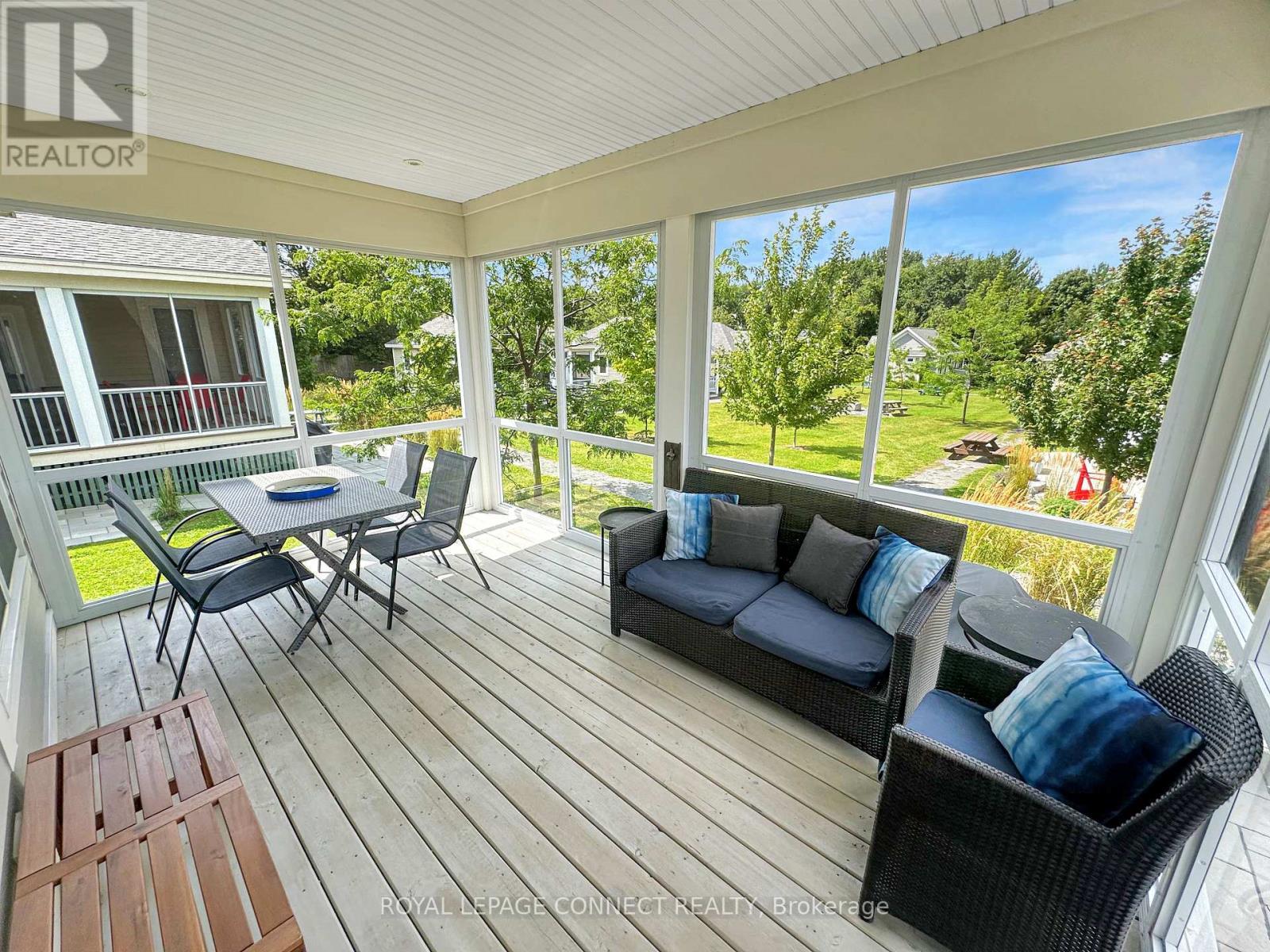 












95 - 63 BUTTERNUT LANE

,
Prince Edward County,







Ontario
K0K1P0

