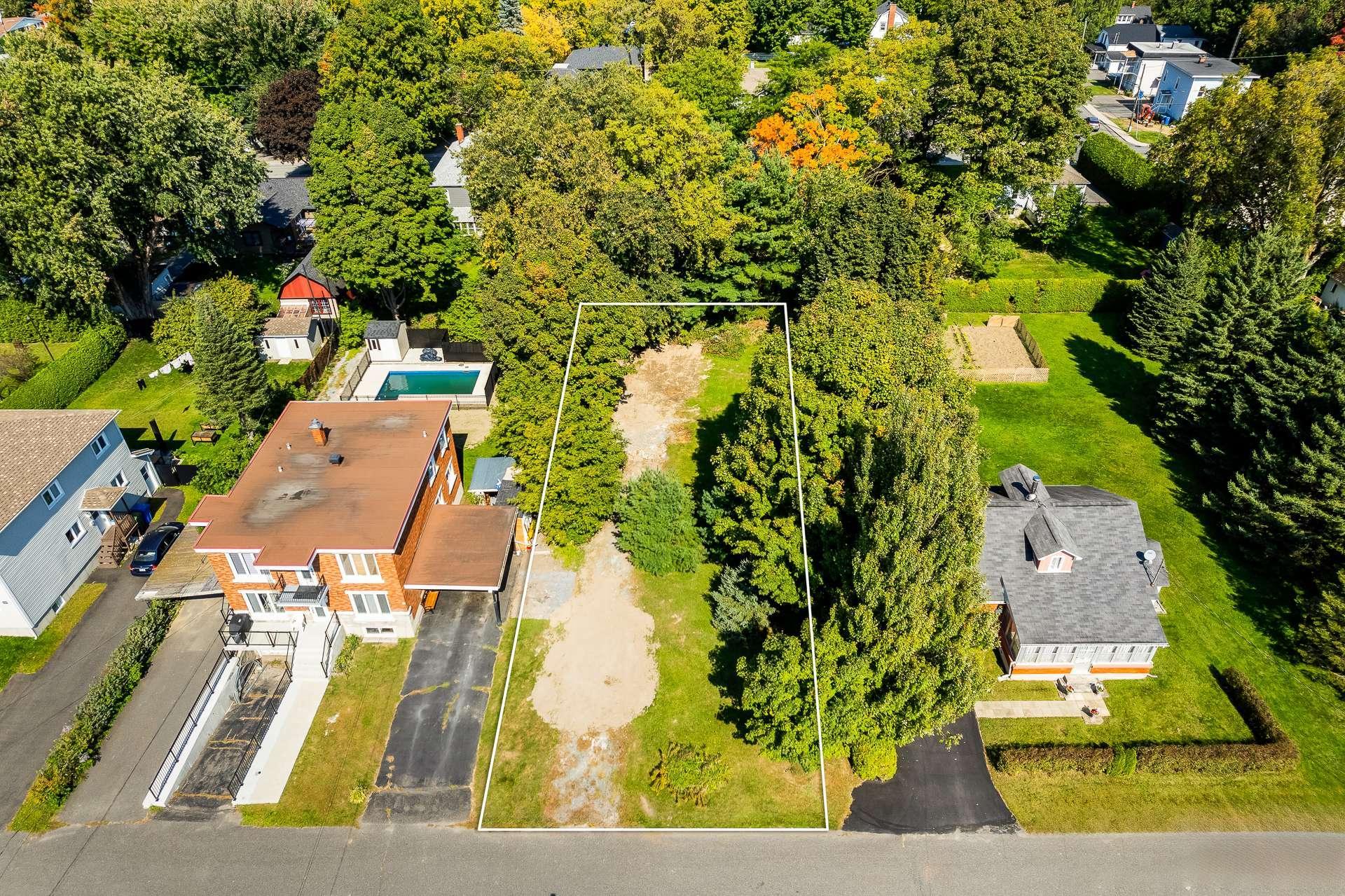 












Rue Elizabeth

,
Cowansville,







QC
J2K1W7

