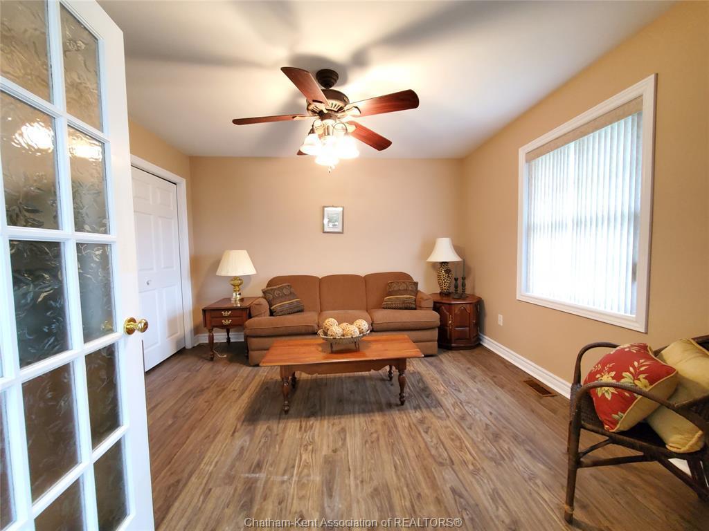 









11300


Rondeau Estates

Line,
Rondeau Bay Estates,




ON
N0P 1X0

