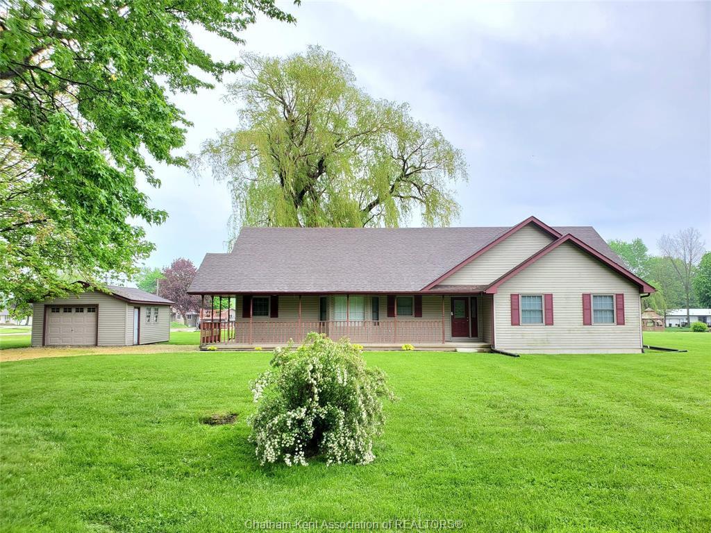 









11300


Rondeau Estates

Line,
Rondeau Bay Estates,




ON
N0P 1X0

