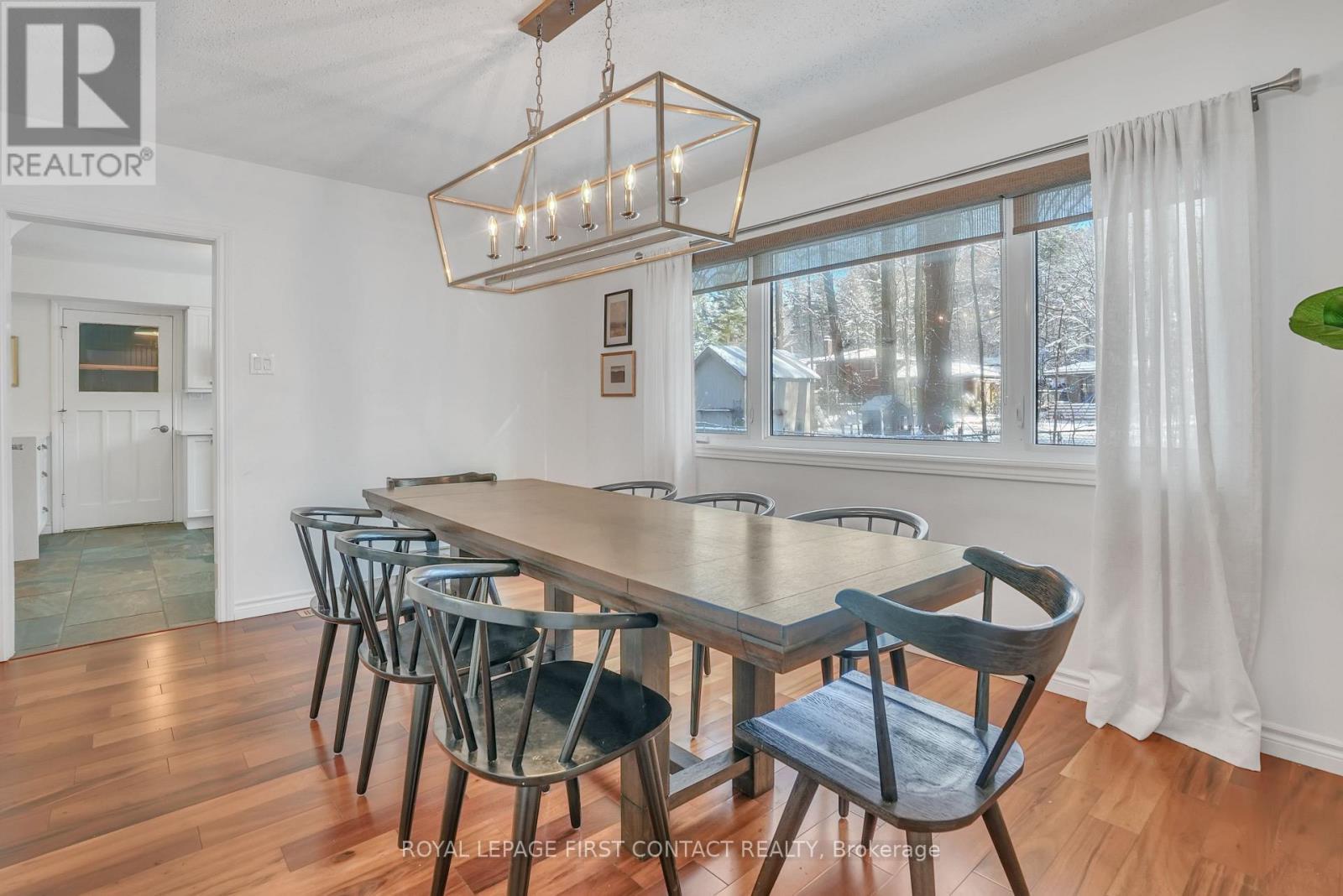 












11 VERNAR DRIVE

,
Springwater,




Ontario
L0L1X0

