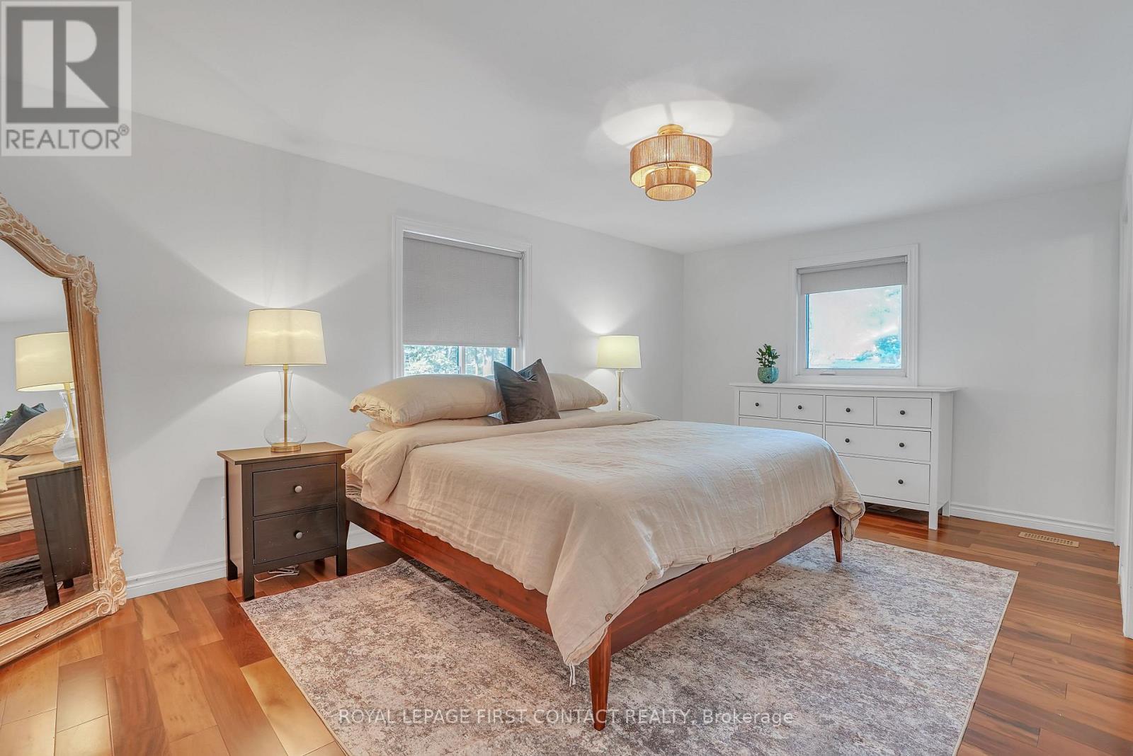 












11 VERNAR DRIVE

,
Springwater,




Ontario
L0L1X0

