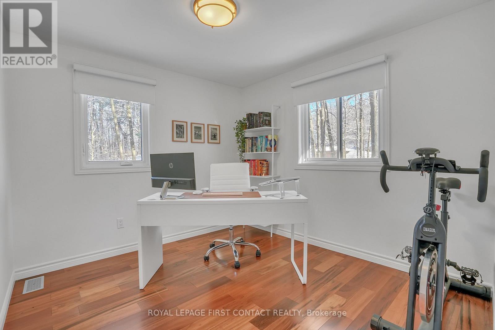 












11 VERNAR DRIVE

,
Springwater,




Ontario
L0L1X0

