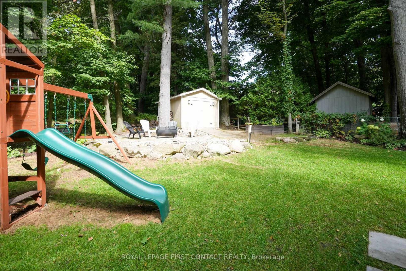 












11 VERNAR DRIVE

,
Springwater,




Ontario
L0L1X0

