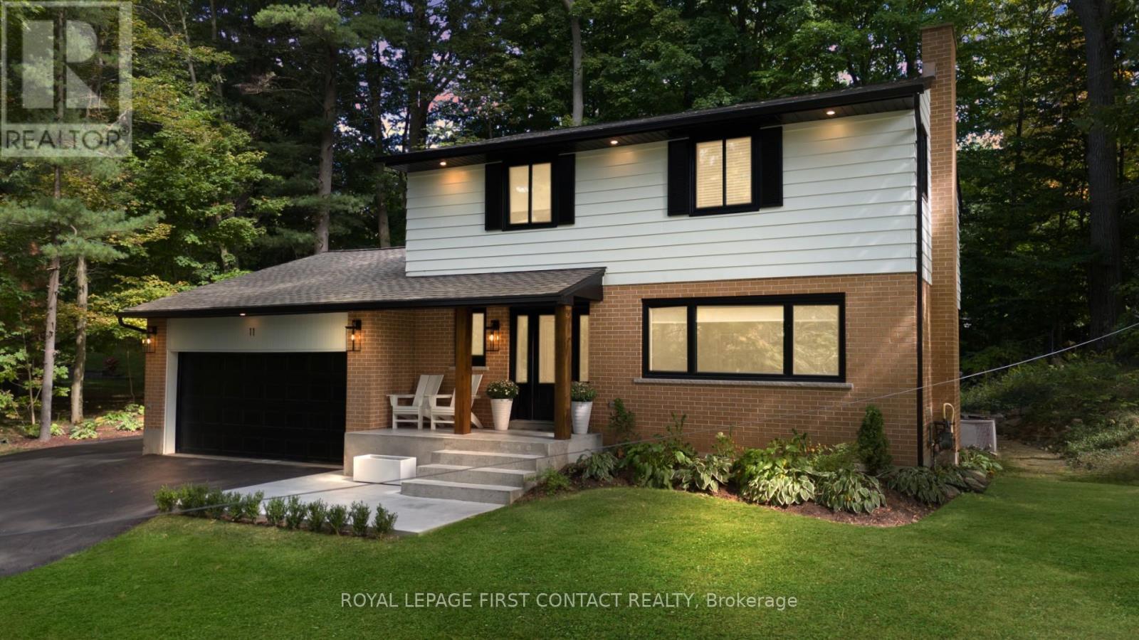 












11 VERNAR DRIVE

,
Springwater,




Ontario
L0L1X0

