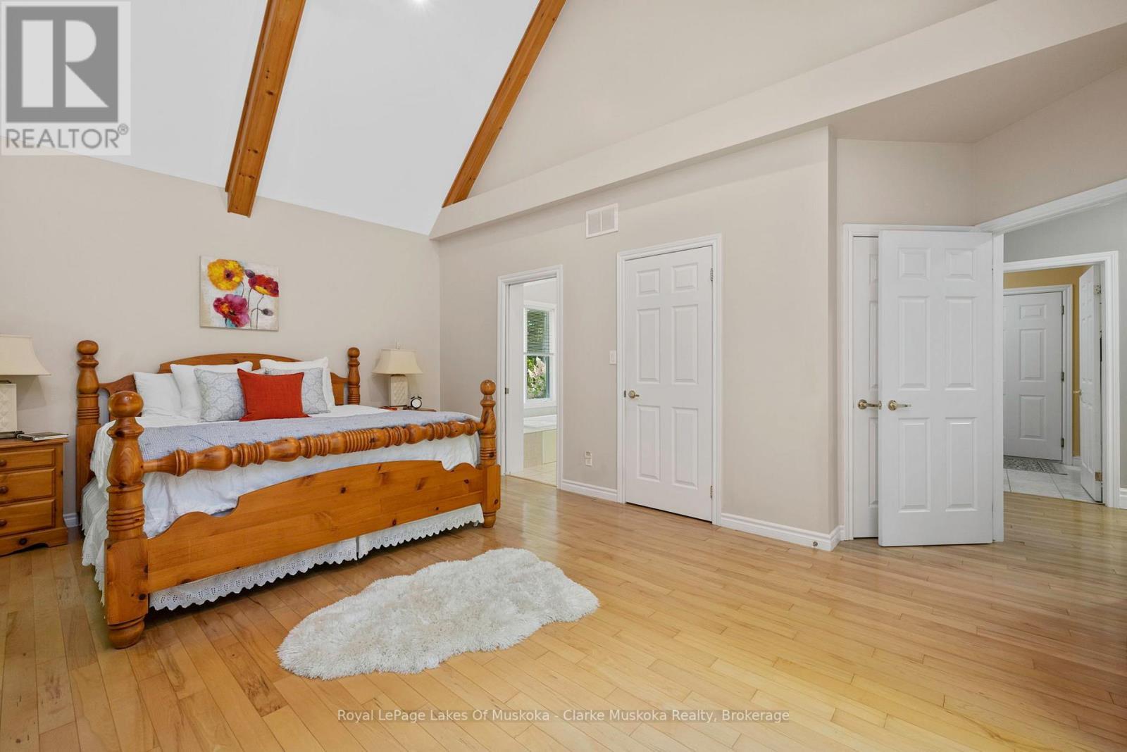 












1259 GOLF COURSE ROAD

,
Lake of Bays (Franklin),




Ontario
P1H2J6

