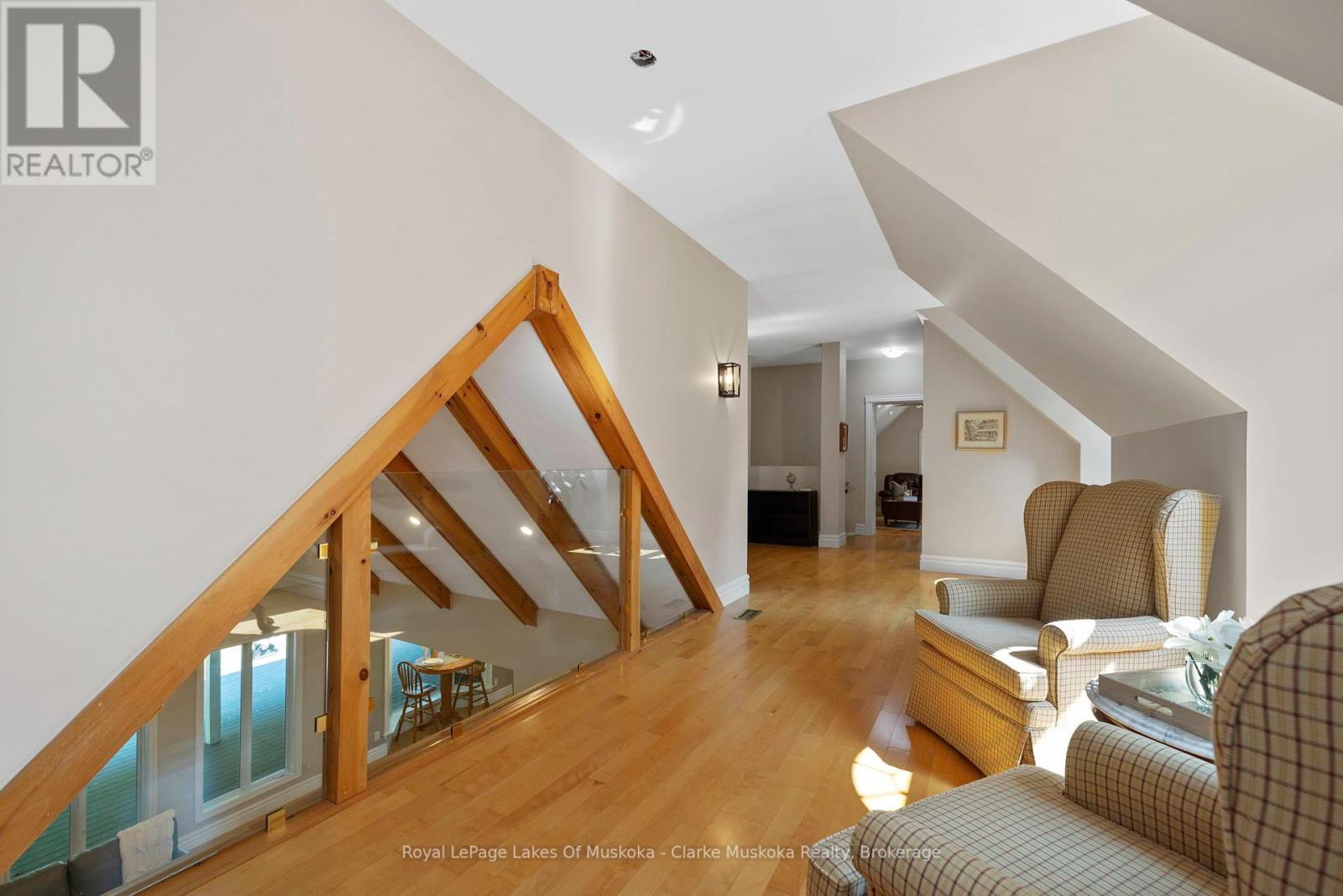 












1259 GOLF COURSE ROAD

,
Lake of Bays (Franklin),




Ontario
P1H2J6

