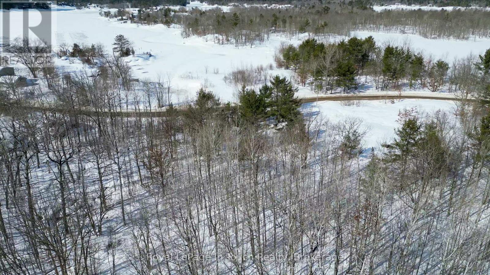 












408 SOUTH BAY ROAD

,
Georgian Bay (Baxter),







Ontario
L0K1S0

