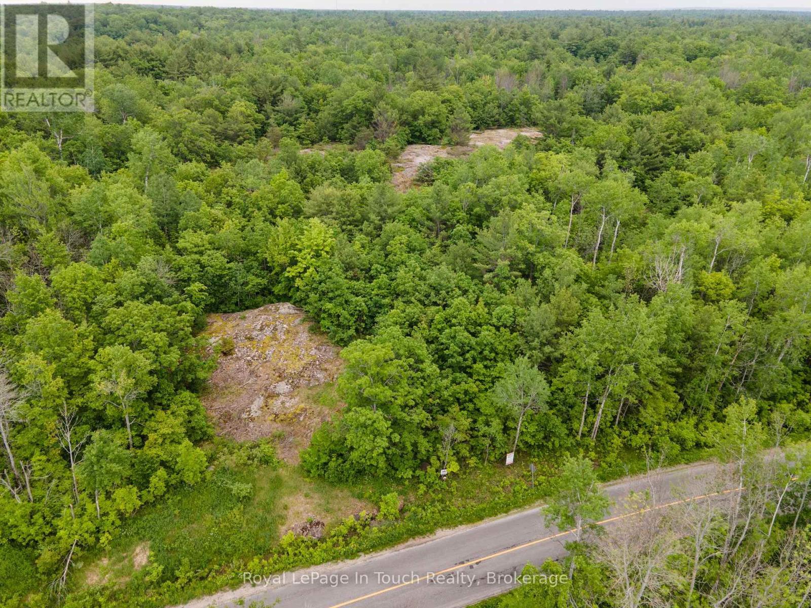 












434 SOUTH BAY ROAD

,
Georgian Bay (Baxter),







Ontario
L0K1S0


