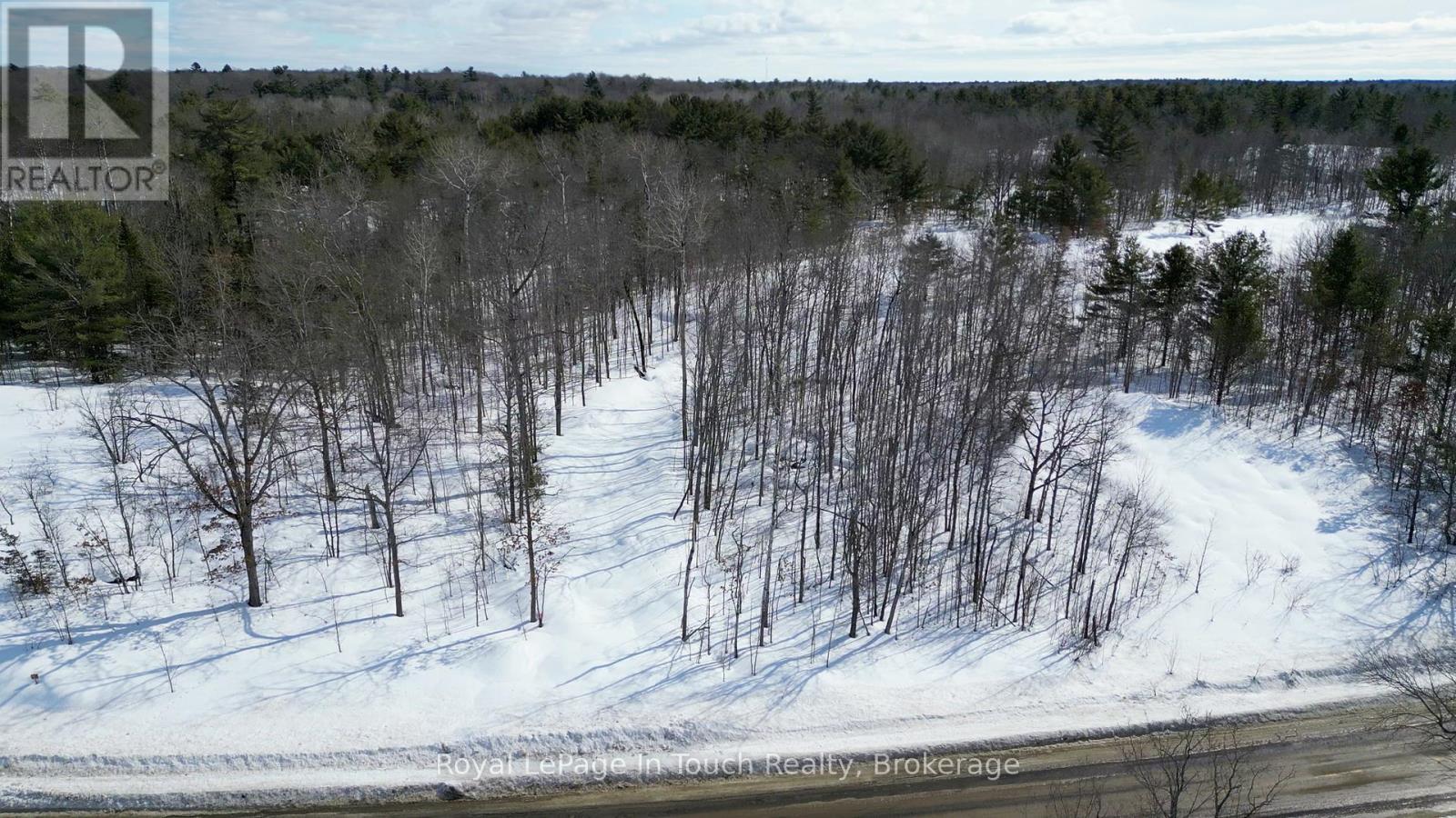 












434 SOUTH BAY ROAD

,
Georgian Bay (Baxter),







Ontario
L0K1S0

