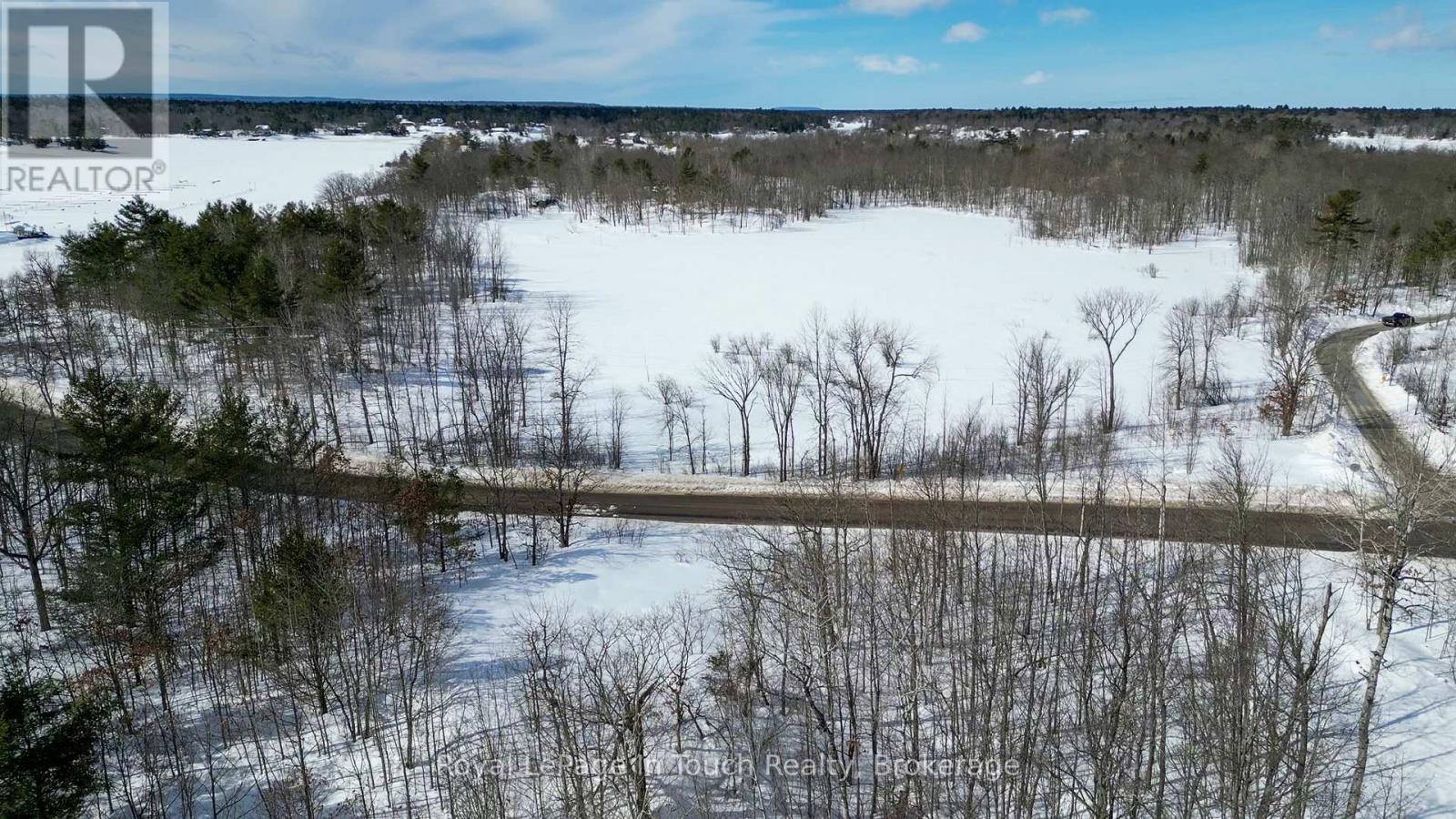 












434 SOUTH BAY ROAD

,
Georgian Bay (Baxter),







Ontario
L0K1S0

