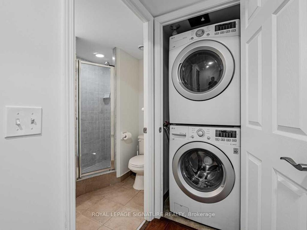 









30


Grand Trunk

Crescent, 3906,
Toronto,




ON
M5J 3A4

