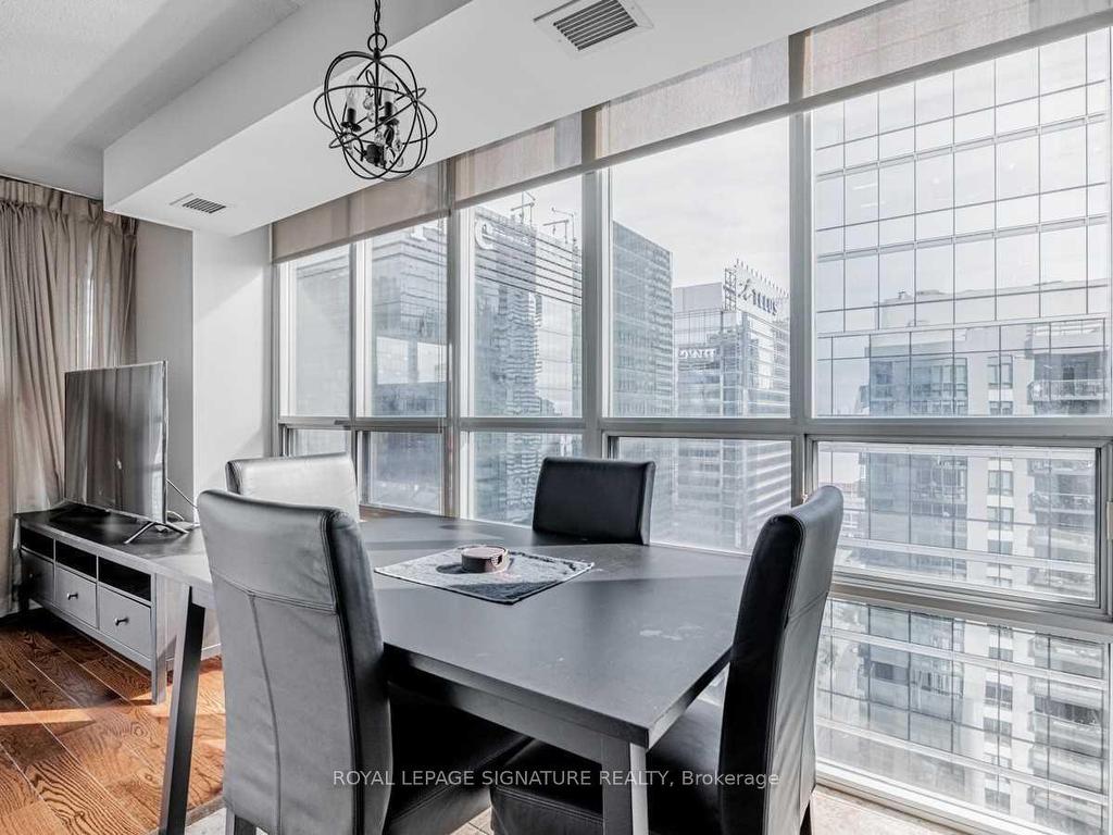 









30


Grand Trunk

Crescent, 3906,
Toronto,




ON
M5J 3A4

