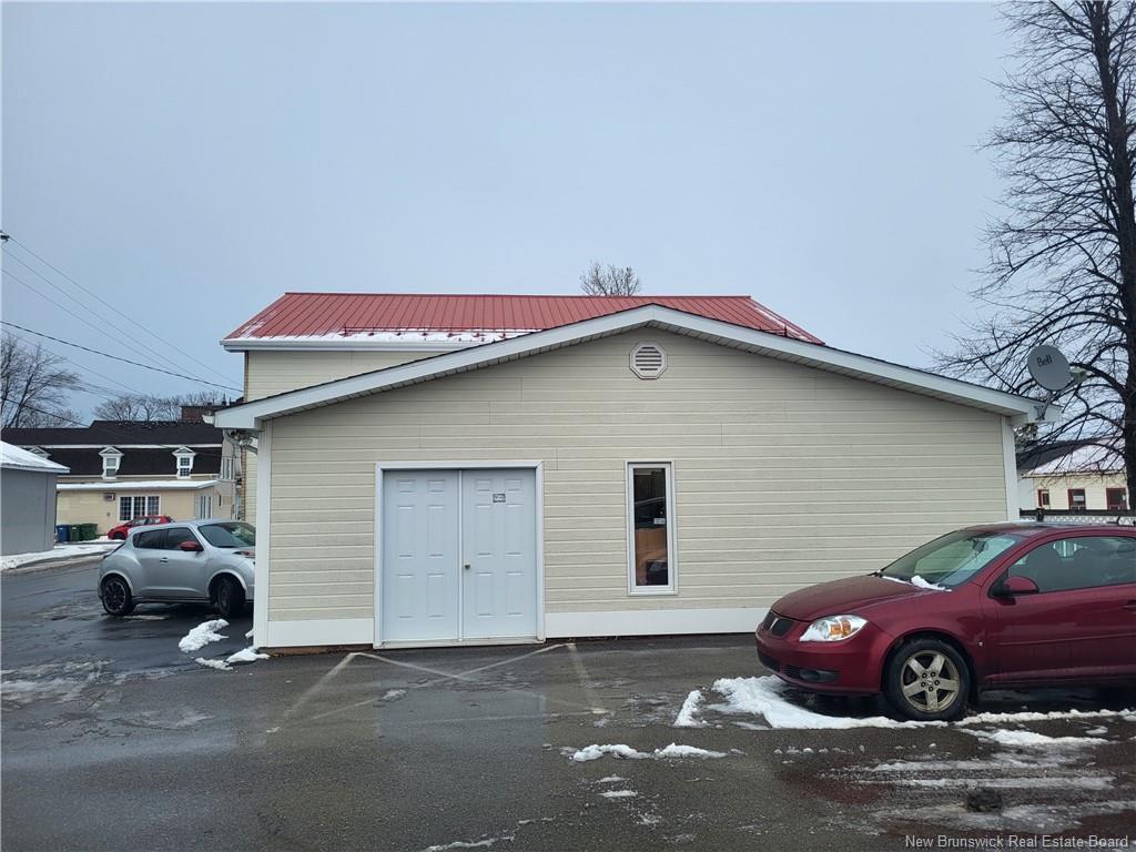 









140


10 Eme

ST,
Shippagan,




NB
E8S 1B9

