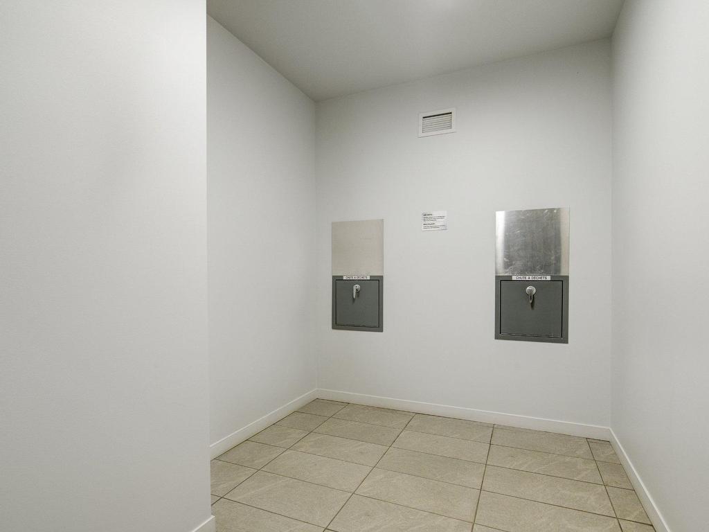 









150


Rue de la Maçonnerie

, S03-04,
Châteauguay,




QC
J6K0K4


